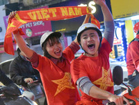 10 năm rồi, người hâm mộ bóng đá Việt lại có một đêm không ngủ