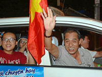 10 năm rồi, người hâm mộ bóng đá Việt lại có một đêm không ngủ