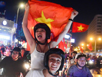 10 năm rồi, người hâm mộ bóng đá Việt lại có một đêm không ngủ