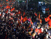 10 năm rồi, người hâm mộ bóng đá Việt lại có một đêm không ngủ