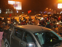 10 năm rồi, người hâm mộ bóng đá Việt lại có một đêm không ngủ