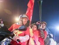 10 năm rồi, người hâm mộ bóng đá Việt lại có một đêm không ngủ