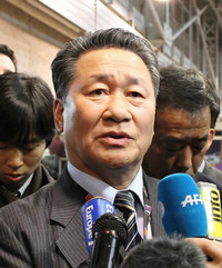 Hai miền Triều Tiên đàm phán về việc đoàn biểu diễn nghệ thuật tham dự Olympic mùa đông