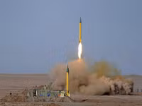 [ẢNH] Israel dùng đến bom nguyên tử khi Iran đe dọa tấn công lò phản ứng hạt nhân Dimona?