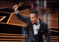 Giải Oscar 2018: Người chiến thắng, kẻ thua cuộc và những khoảnh khắc trình diễn hàng đầu