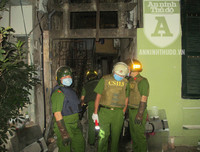 [ẢNH] Trấn áp đối tượng manh động cố thủ: Những khoảnh khắc căng như dây đàn