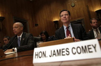 Hồi ký của cựu Giám đốc FBI James Comey 'nói xấu' ông Trump bán chạy nhất trang Amazon