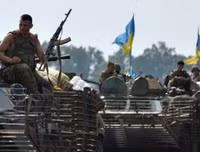 Thoát Nga, Ukraine ra mắt vũ khí lai từ AK-47 và M16, sự hoàn hảo hay chỉ là trò lố?
