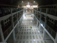 [ẢNH] Cảnh bên trong 