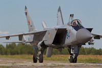 [ẢNH] Quan chức Nga bán tiêm kích MiG-31 cho bạn thân với giá... ngang bát phở