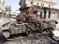 [ẢNH] Phận bi tráng của chiến tăng T-55MV Syria trên cánh đồng chết Idlib