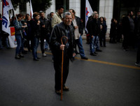 [Ảnh] Cảnh xung đột giữa người biểu tình và cảnh sát ở Athens