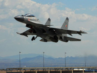 [ẢNH] Tiêm kích Pakistan bất ngờ tấn công dữ dội, Ấn Độ dồn Su-30MKI về sát biên giới