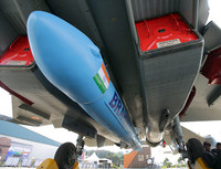 [ẢNH] Sát thủ diệt hạm Brahmos Ấn Độ dễ dàng áp chế tàu chiến Pakistan?