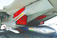 [ẢNH] Sát thủ diệt hạm Brahmos Ấn Độ dễ dàng áp chế tàu chiến Pakistan?