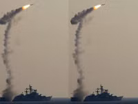 [ẢNH] Sát thủ diệt hạm Brahmos Ấn Độ dễ dàng áp chế tàu chiến Pakistan?