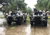 [ẢNH] Việt Nam điều xe thiết giáp, sẵn sàng ứng cứu với bão số 6