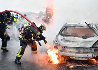 [ẢNH] Biểu tình bạo loạn kinh hoàng tiếp tục diễn ra ở Pháp