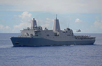 [ẢNH] Siêu tàu đổ bộ Mỹ đi qua eo biển Đài Loan giữa lúc căng thẳng với Trung Quốc