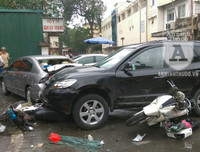 [ẢNH] Hiện trường đáng sợ vụ tai nạn 