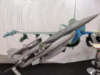 [ẢNH] Mỹ chào hàng Việt Nam tiêm kích và vận tải cơ tối tân tại triển lãm DSE 2019