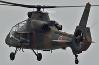 [ẢNH] Phi đội trực thăng OH-1 Ninja Nhật Bản quay lại bầu trời sau...4 năm nằm đất