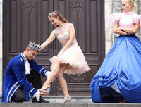 Halloween Sun World Ba Na Hills đẹp rực rỡ với hơn 10 tấn bí, ngô, táo trang trí