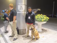 [ẢNH] Mật vụ và đặc nhiệm Mỹ thư thái vì an ninh tại Hà Nội 