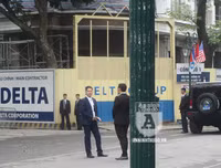 [ẢNH] Mật vụ và đặc nhiệm Mỹ thư thái vì an ninh tại Hà Nội 