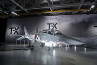 [ẢNH] T-7 Red Hawk - trường dạy bay trên không cho phi công chiến đấu cơ F-22 và F-35 Mỹ