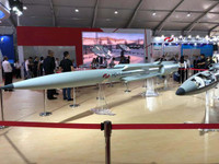 [ẢNH] Trung Quốc ra mắt tên lửa hành trình tấn công mặt đất siêu thanh 