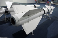 [ẢNH] Tên lửa Kh-29 của Su-30SM Nga bị kích hoạt khi máy bay chưa cất cánh