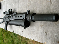 Bất ngờ khi Việt Nam sản xuất súng tiểu liên siêu dị vốn dành riêng cho đặc nhiệm Nga