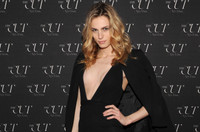 [ẢNH] Những thân hình nóng bỏng ẩn chứa câu chuyện 