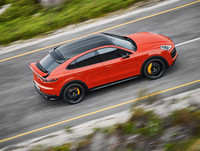 [ẢNH] Porsche Cayenne Coupe ra mắt: Đối thủ mới của BMW X6