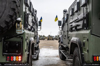 [ẢNH] Quân đội Ukraine nhận 