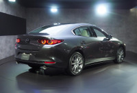 [ẢNH] 300 xe Mazda 3 2020 được triệu hồi vì lỗi hệ thống hỗ trợ phanh