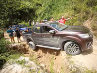 Đua xe địa hình, chinh phục đỉnh Tây Côn Lĩnh