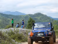 Đua xe địa hình, chinh phục đỉnh Tây Côn Lĩnh