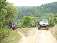 Đua xe địa hình, chinh phục đỉnh Tây Côn Lĩnh