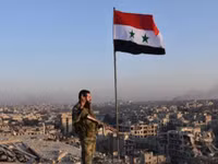 Thủ lĩnh nhóm Jaish al-Islam nộp vũ khí và rời khỏi Douma