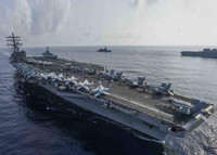 [ẢNH] Siêu tàu sân bay Mỹ mang theo 90 máy bay tiến vào biển Đông