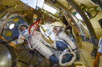 [ẢNH] Cuộc sống lạ kỳ tại Trạm vũ trụ quốc tế mà người thường không hình dung nổi