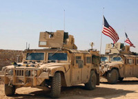 [ẢNH] Đoàn xe quân đội Mỹ bị tấn công tại Syria