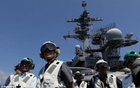 [ẢNH] Điều ít biết về nhiệm vụ thủy táng trùm khủng bố Binladen của tàu sân bay USS Carl Vinson đang thăm Việt Nam