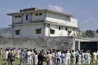 [ẢNH] Điều ít biết về nhiệm vụ thủy táng trùm khủng bố Binladen của tàu sân bay USS Carl Vinson đang thăm Việt Nam