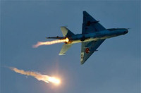 [ẢNH] Phiên bản MiG-21 đặc biệt của NATO vừa lao lên chặn máy bay ném bom Nga