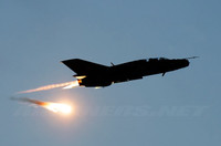 [ẢNH] Phiên bản MiG-21 đặc biệt của NATO vừa lao lên chặn máy bay ném bom Nga