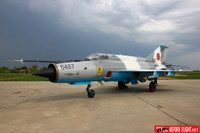 [ẢNH] Phiên bản MiG-21 đặc biệt của NATO vừa lao lên chặn máy bay ném bom Nga