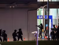 [ẢNH] Toàn cảnh thảm kịch xả súng kinh hoàng tại Thái Lan khiến 21 người thiệt mạng